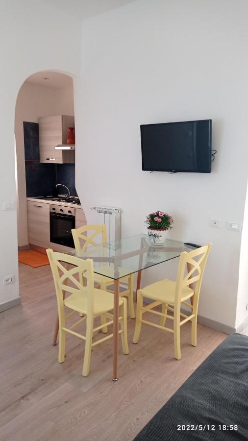 Ela Dream Apartment ลาสเปเซีย ภายนอก รูปภาพ
